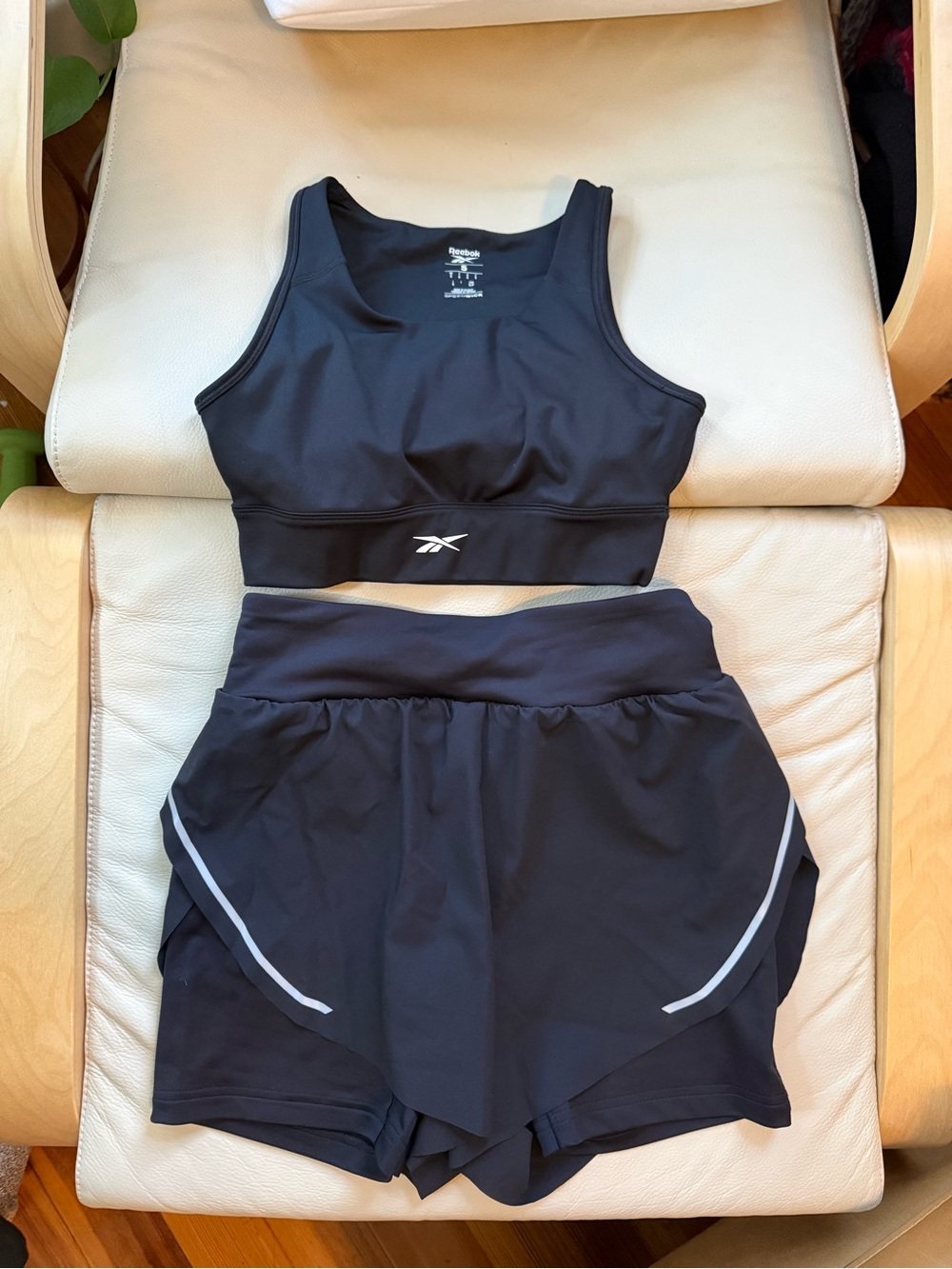 Reebok Black Running Sports Bra & 2-in-1 Shorts Set Size S